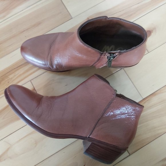 Sam Edelman petty boots, 7.5 - Picture 2 of 3
